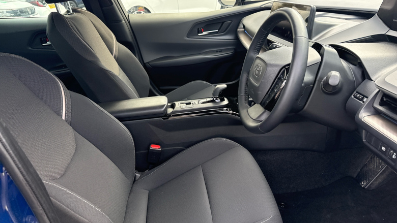 Toyota Prius 2.0 PHEV Design 5dr CVT Hatchback